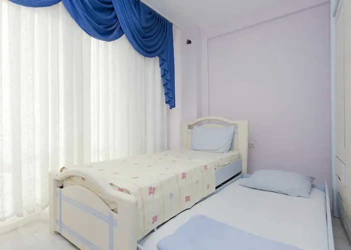 One-Bedroom Apartment Sea View