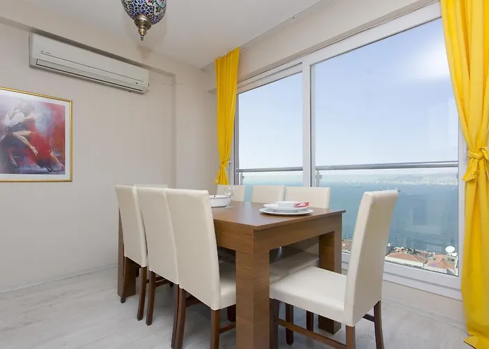 Two-Bedroom Apartment Sea View