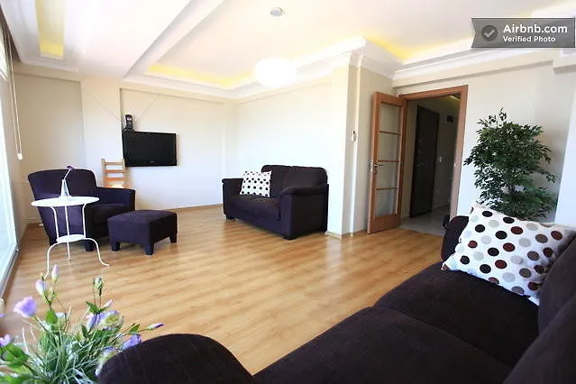 Three-Bedroom Apartment Sea View
